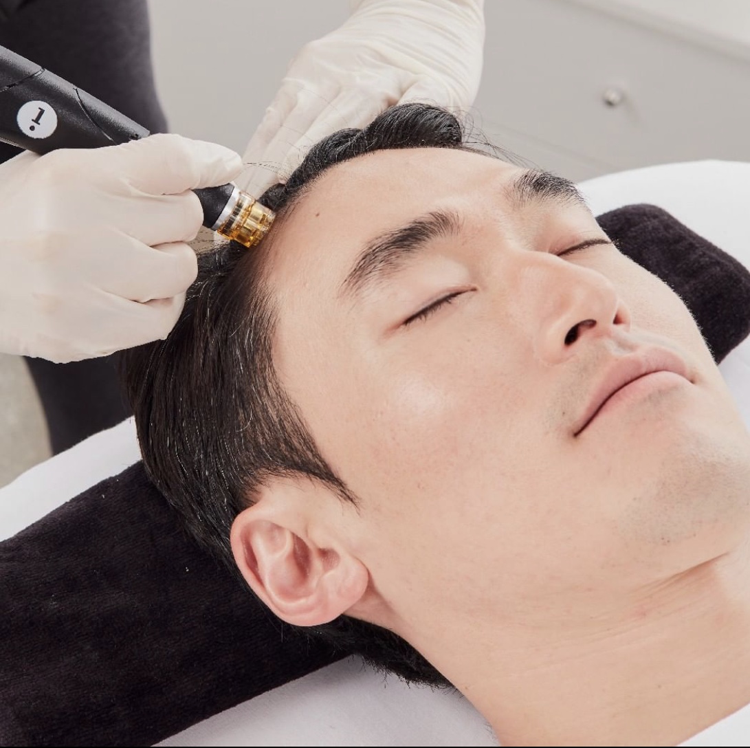 The latest in hair loss treatments includes updated PRP protocols, Scalp cleanse and infusions with growth factors, nitric oxide stimulation with red and orange light and more... #hairlaser #prphair #revian #keravive #hydrafacialkeravive #medspa #michiganmedspa #md #hairloss