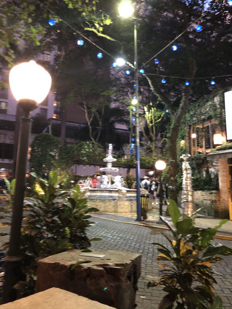 Se 1% das ruas de SP tivesse a atmosfera dessa rua... #avanhandava #ruaavanhandava #seessaruafosseminha