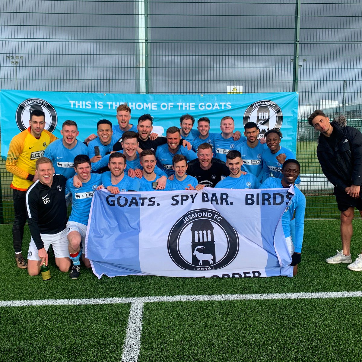 **MATCH RESULT**

Jesmond FC 1 - 1 <a href="/Haltyjubes/">Haltwhistle Jubilee</a> 
6 - 5 on Pens
⚽️ <a href="/wilsonkneeshaw/">Wilson Kneeshaw</a> 
🏆 <a href="/Dannwhybrow/">Dan Whybrow</a> 
🍺 <a href="/SpyBarJesmond/">Spy Bar</a> 

Into the final we go, El Watson calmly tucking away the winning pen to spark unreal scenes. Credit to our opponents, a class act.

#UTG 🐐