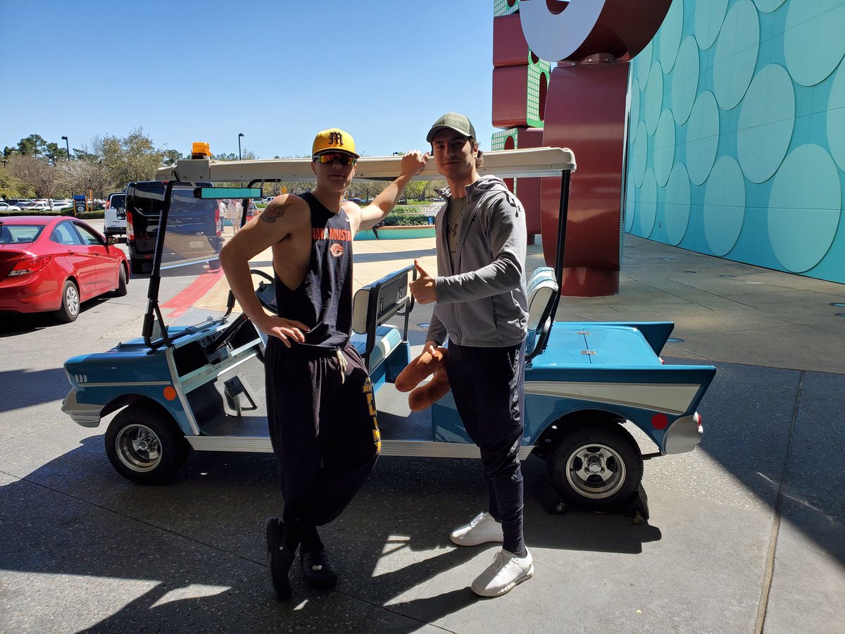 coachpuente's tweet image. The Bears have landed!
@MottCCBaseball