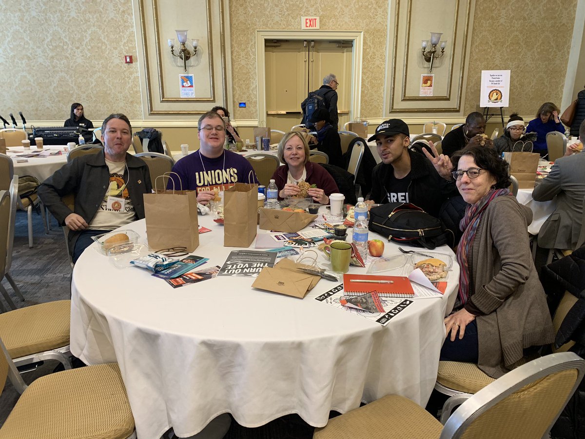 BerksStandsUp's tweet photo. @jonathansmucker @hugetinymistake @xc3me_ & a cast of thousands at the @PAStandsUp #PAprogressiveSummit https://t.co/z70EN2nRTP