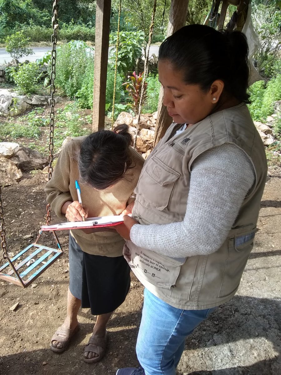IeeaslpP's tweet photo. Seguimos con las actividades de incorporacion al Programa Emergente de Alfabetizacion en la localidad de La Laja, mpio Aquismon con los enlaces PEA Leticia Rojas, Azucena Lino y Leonardo Ascencion @BarraganHelios @marmol_58 @ieeaslp @Ieeaslp_aquismo https://t.co/LVuLGQ3BFq
