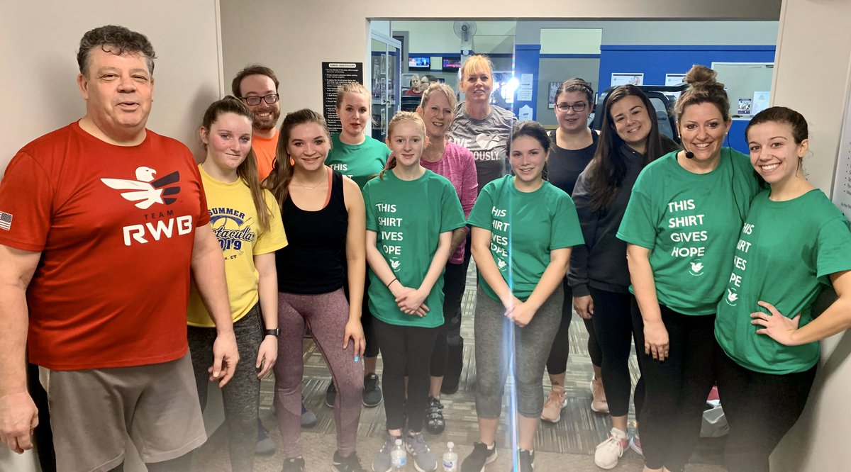 BCHSmagistra's tweet photo. Thank you to Mayor @EllenZoppo for coming to @BCHSInterAct1’s 3rd annual HOPE Charity Fitness Challenge @Healthtrax today. We’re grateful to all who came out to support the charities #ServiceAboveSelf #BCCares #BCHSInterAct @BCHSprincipal @BristolCTRotary https://t.co/ScNAtCgPZW