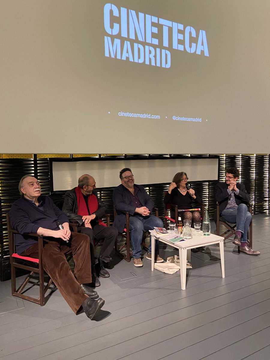 Manusevillap's tweet photo. Amigos y compañeros de José Luis Cuerda, en @CinetecaMadrid en el ciclo “Maldita la gracia” que le dedica @MADRID en este espacio de @MadridDestino con cinco de sus grandes títulos. Conversan @Bucharta @edugalan Fernando Méndez-Leite Alicia Sánchez y @felixtusell de @EstelaFilms https://t.co/IDZIKG1jNr