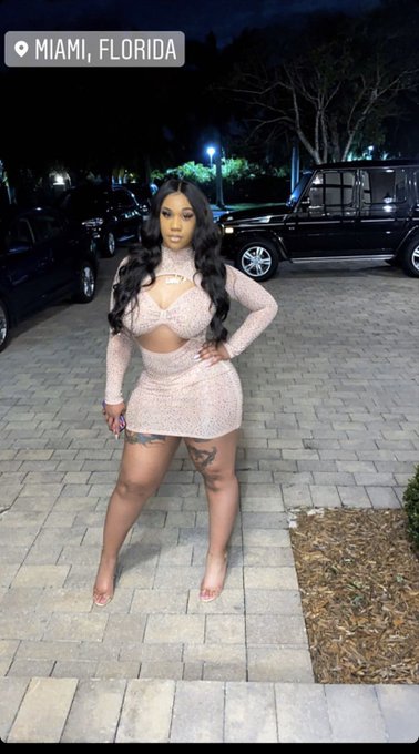 LIFE IS GOOD😘 https://t.co/2I6m3enznZ<a href="/tag/blackmarket"class="tags"><span>#blackmarket</span></a><a href="/tag/peacesigncontest"class="tags"><span>#peacesigncontest</span></a>