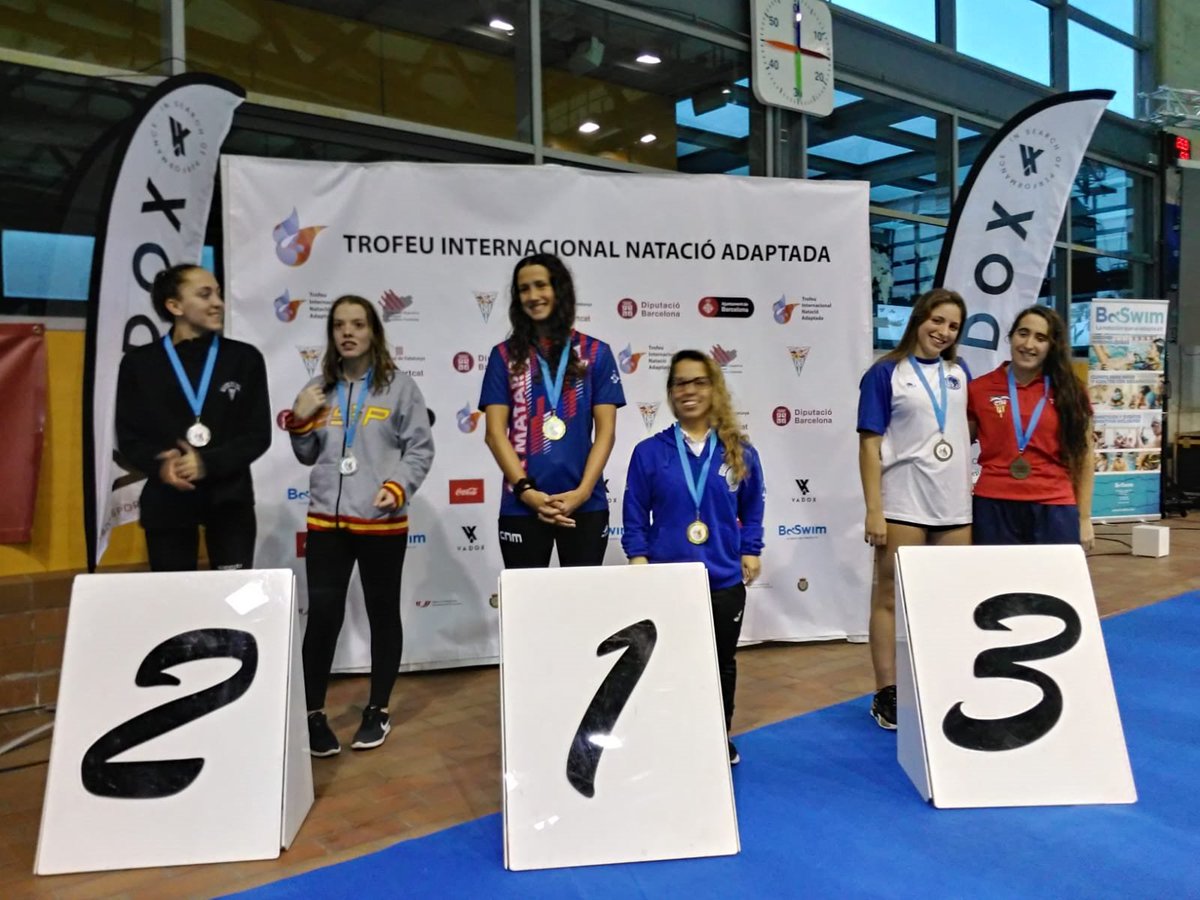 Primera jornada del Trofeu Diputació de Barcelona finalitzada amb tres podis individuals: Pau González, plata al 200 braça; Ana Monfà, bronze al 50 papallona; Irache Torres (categoria promoció).
Demà la segona jornada!