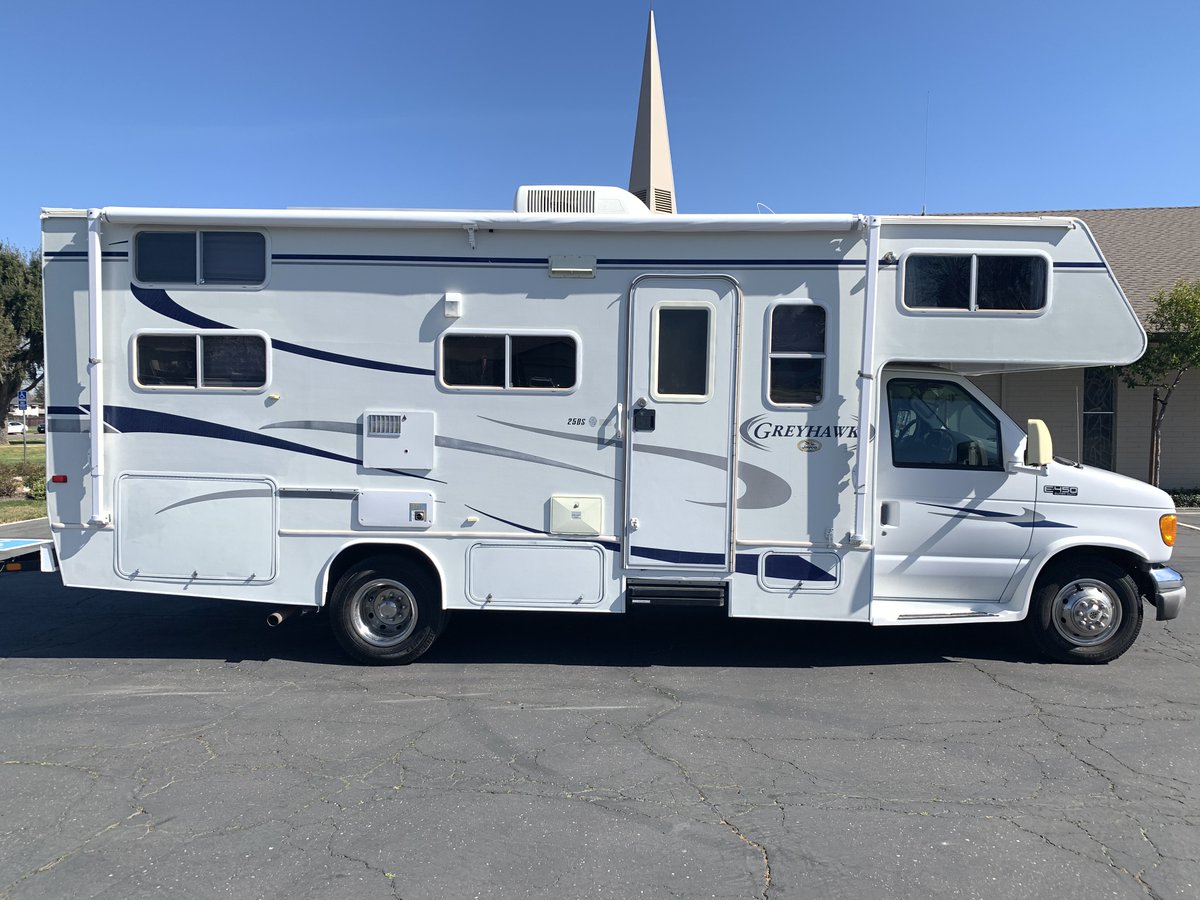 thepresentgroup's tweet photo. We bought the RV we had been dreaming about on Monday. On Thursday it was stolen. Please keep an eye out for it &amp; call the police if you see it. 

2004 Jayco Greyhawk, Ford F450 body https://t.co/MVMKzlpvwq