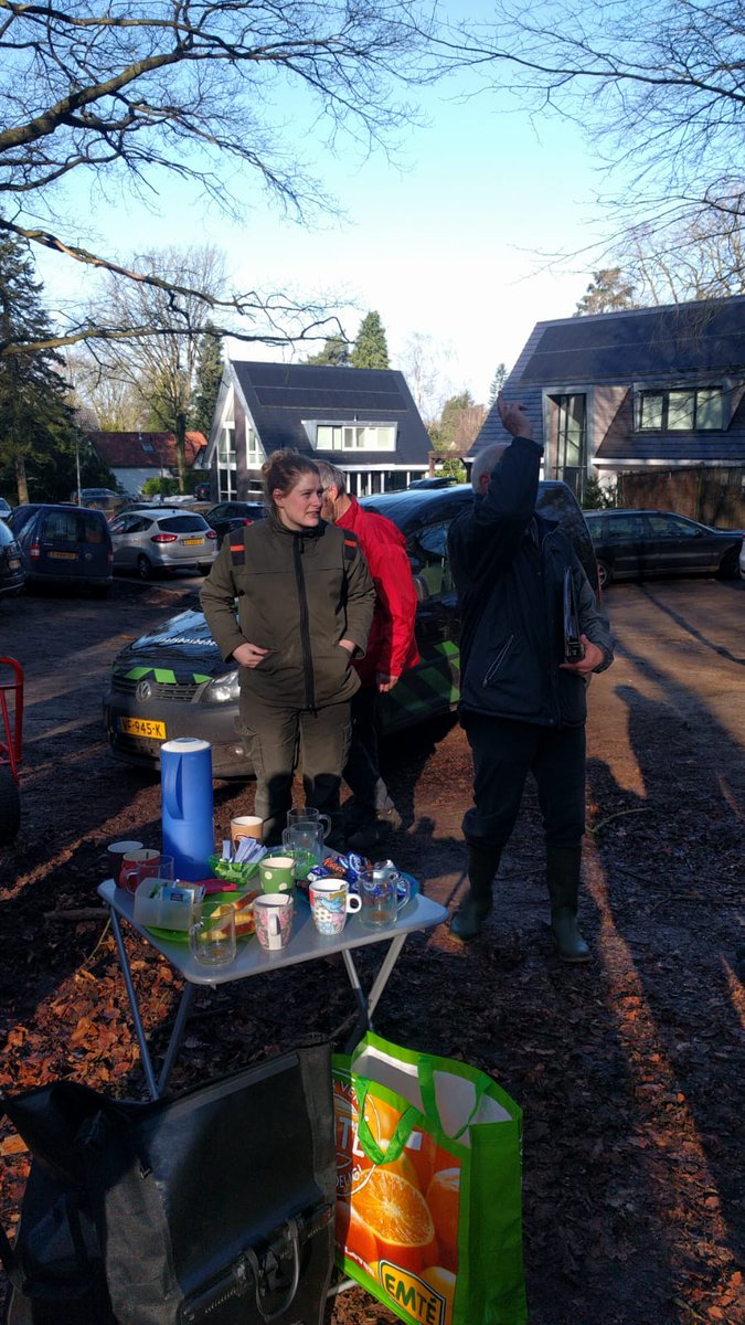 Vandaag hebben we een begin gemaakt met het A Rocha-bospad in Bennekom. Met enthousiaste vrijwilligers en een medewerkster van Staatsbosbeheer hebben we ca 35 paaltjes voor de route geplaatst.