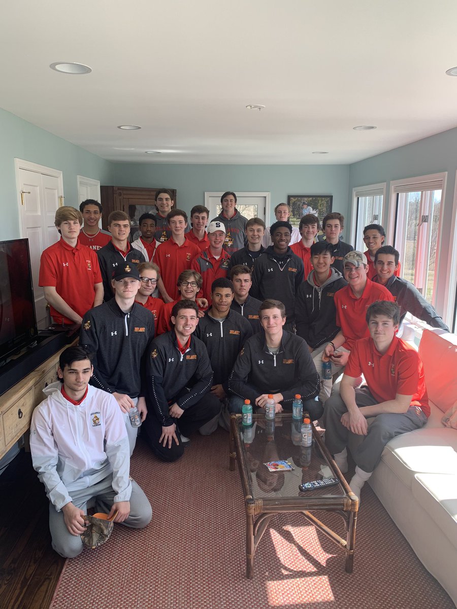 dulaneylax's tweet photo. Great start to this Saturday with a 6am practice followed by a team meal at the Stansbury’s. Lucky to have so many great alums still impacting our program. #onepercentbettertoday #integrity https://t.co/030g7qIKcP