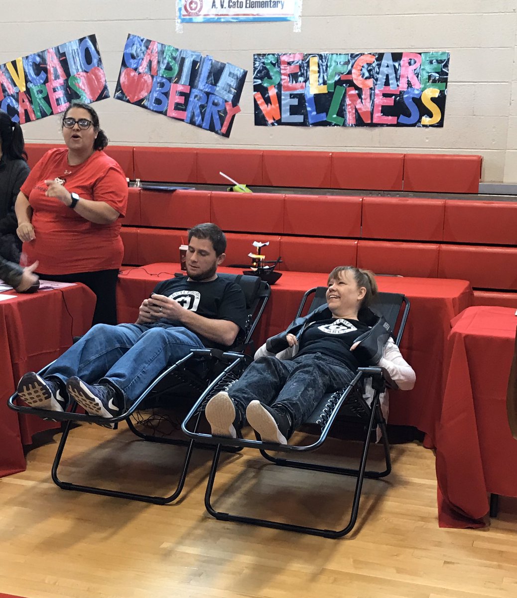 MsJensen_4's tweet photo. @GideonAVCatoAP working hard at Castleberry Cares 😂😂 #onlyoneavc #avcato https://t.co/ZMc1199NYC