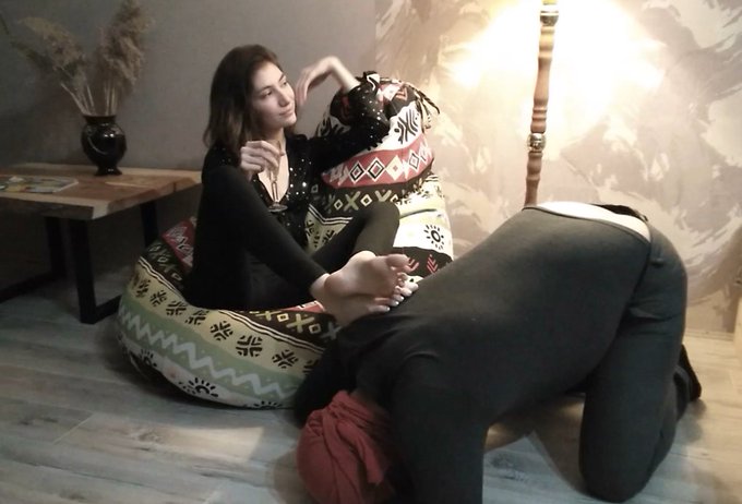 Coming soon as well #FOOTWORSHİP #feetnation https://t.co/kxSSrPe3vn<a href="/tag/footworshi%CC%87p"class="tags">#FOOTWORSHİP</a><a href="/tag/feetnation"class="tags">#feetnation</a>