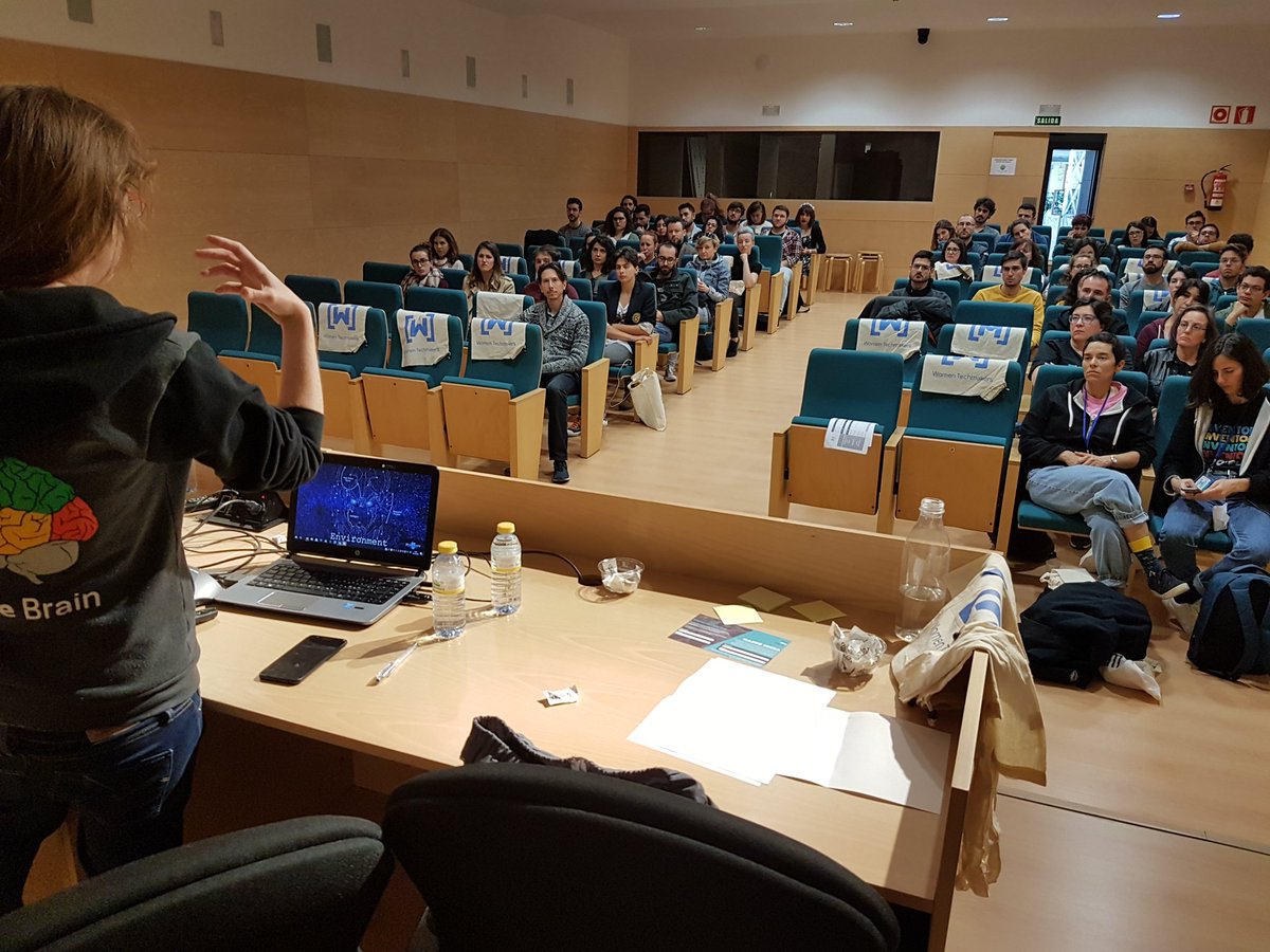 <a href="/SoyGema/">Gema Parreño</a> giving a master class about #TensorFlow for #Starcraft2. <a href="/GDGMalaga/">GDG Málaga</a> <a href="/WTM_Malaga/">Women Techmakers MLG</a> <a href="/GDGCordobaESP/">GDG Córdoba | Google Developer Group</a> <a href="/WTMCordoba/">WTM Córdoba</a> #IWD2020Malaga