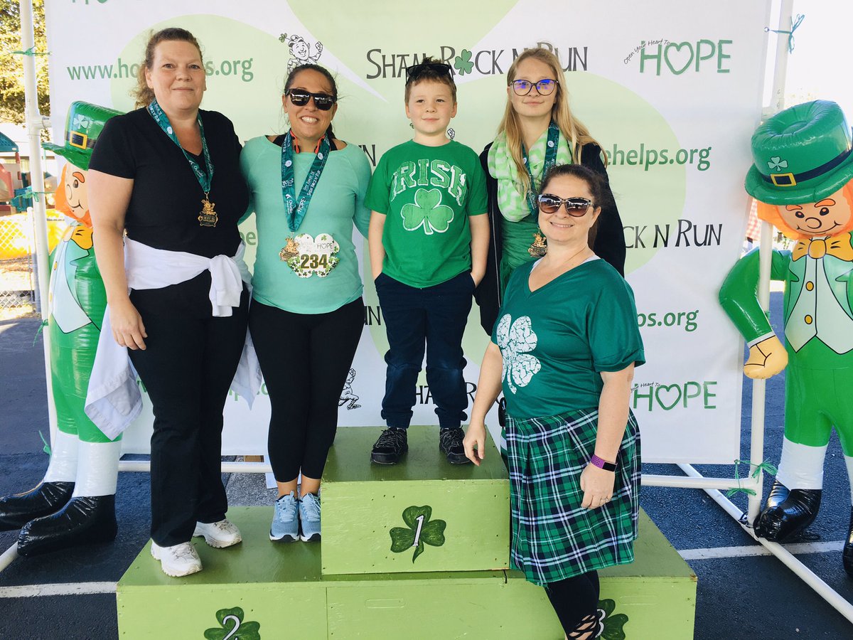 MeganJones239's tweet photo. I had a great time at @HOPEHelpsInc  Sham RockN’Run sponsored by @OviedoMedical! Loved seeing my teammates participating in something I love doing every weekend! 😁🍀🌈🏃🏽‍♀️ @KrauseDanie69 @traz_MHA @ITDBrandon https://t.co/fzPDMa2F8t