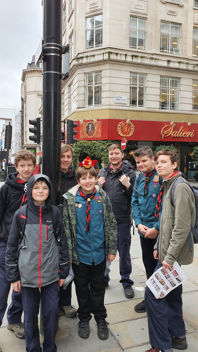 6thExeterScouts's tweet photo. Can't visit London without a detour to the bonus Monopoly location that should be on the board!!!!!
#ExeterStreet
#TeamExeter #MonRun20 https://t.co/gSQupM8Nvp