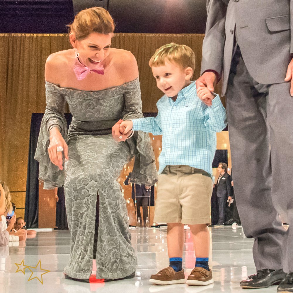runwaytohope's tweet photo. Save the date! We’re only 10 weeks away from our 2020 Spring Gala on May 16th! Join us as we walk together to end childhood cancer. Be the difference for our families who are in the fight of their lives. Purchase your corporate sponsorship or tickets at https://t.co/2ww86WW6og https://t.co/nMLTHVQHfE