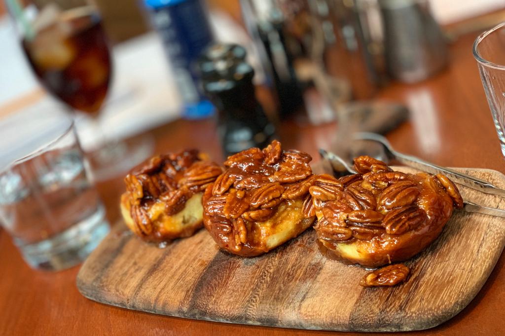 A dreamy weekend starts with a dreamy brunch. Join us at <a href="/BDTavern/">Blue Duck Tavern</a> every Saturday and Sunday, and enjoy all the favorites, including these Pecan Sticky Buns. 

Make your reservation at spr.ly/60121oPHr now. 

#ParkHyattDC #PecanStickyBuns #Brunch #BDTavern