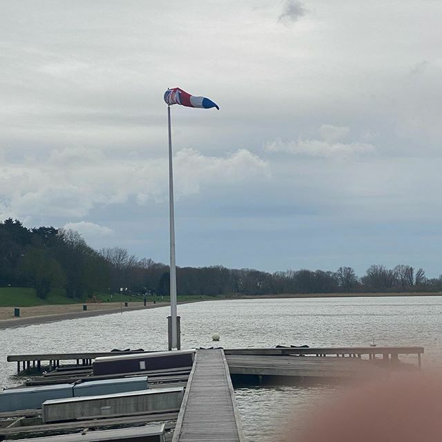 WSCMuiderberg's tweet photo. Start up for season wind bag
Refresh  nu nog even wat steigers  maken  #havenmuiderberg #zomerklaarmaken #bijnaweerklaar #geengrap #1aprilhavenweeropen#laserzeilen #laserzeilenmuiderberg#slechtefoto #vingeroplens🤨 https://t.co/sQMI0YCGkW https://t.co/vn78Ke04mj