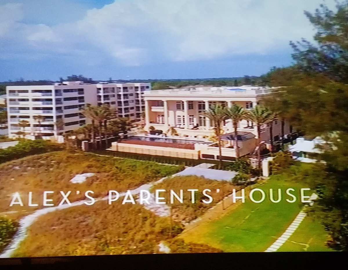 billeecox's tweet photo. I've decided to spend the weekend on #SiestaKey at a #speciallocation everybody reading this tweet #wishestheywereme but you're not which makes you #totallydisgusting https://t.co/qx0VS67uAI