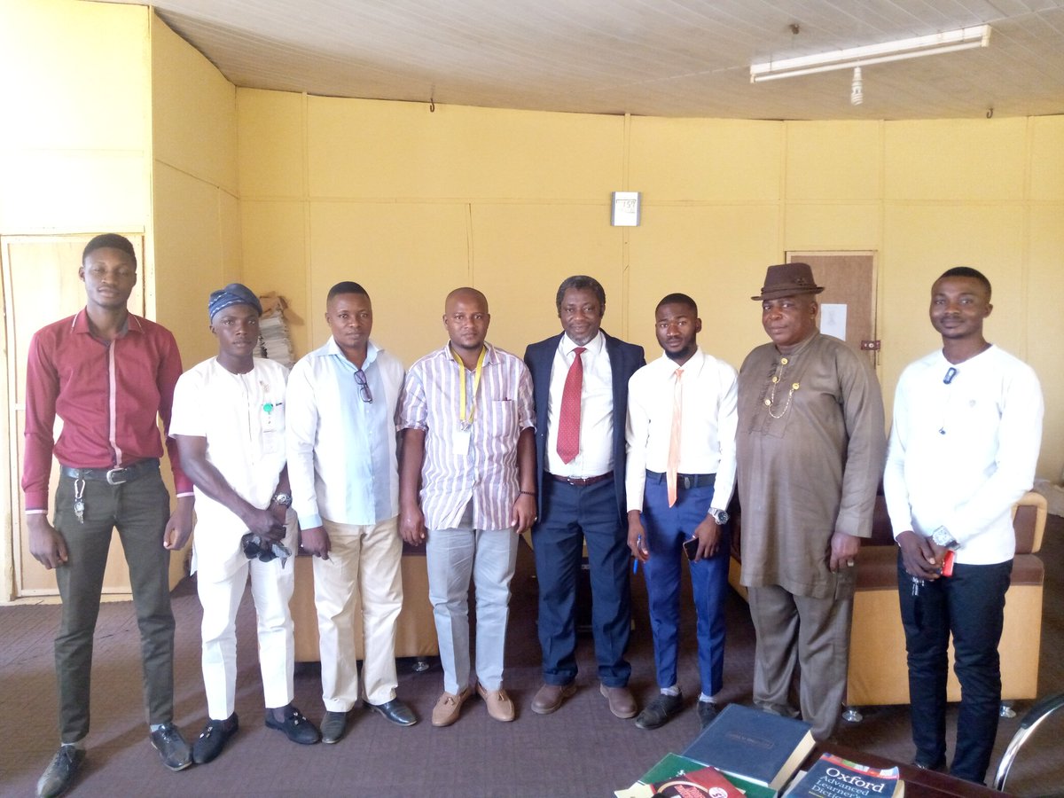 NansJccOsunAxis's tweet photo. On February 26th,we are chanced meet the management of Osun State college Of health technology Ilesa to discuss how to upgrade the institution interm of academics and other things that are pertinent to students.
@StateofOsun @GboyegaOyetola @Hon_Owoeye https://t.co/mKLs4bNp9H