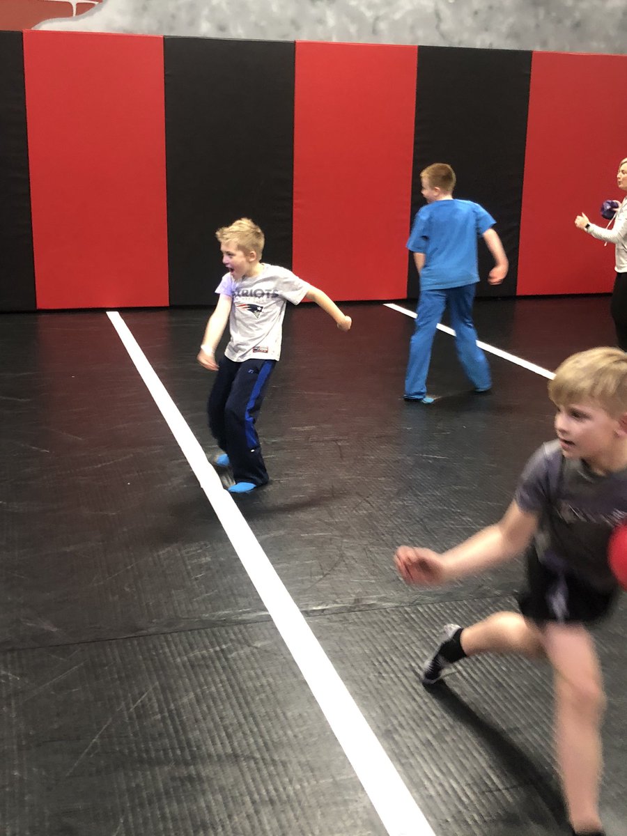 Mrs_Casson's tweet photo. We are having a great morning at Defy for mother/son day! Thank you @EES_Mustangs @ErpenbeckPTSO https://t.co/1hRhTurRbZ