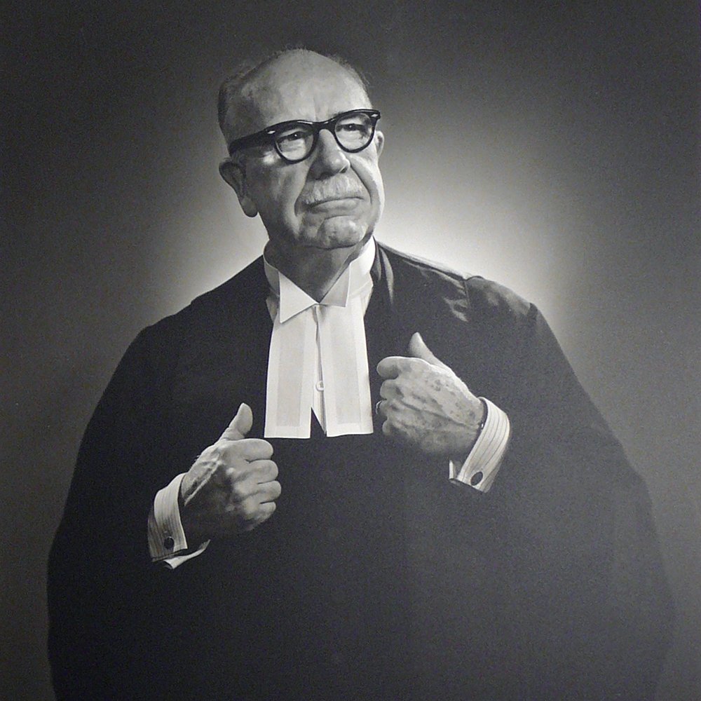 westernuLaw's tweet photo. Are you being called to the Bar in Ontario this year? The deadline for the 2020-21 Fox Fund scholarship is Friday, April 10! Interested applicants can learn more here: https://t.co/EBRlzgAqHG #legaled #scholarship #foxfund #ontariobar https://t.co/3eQT2o0cpk
