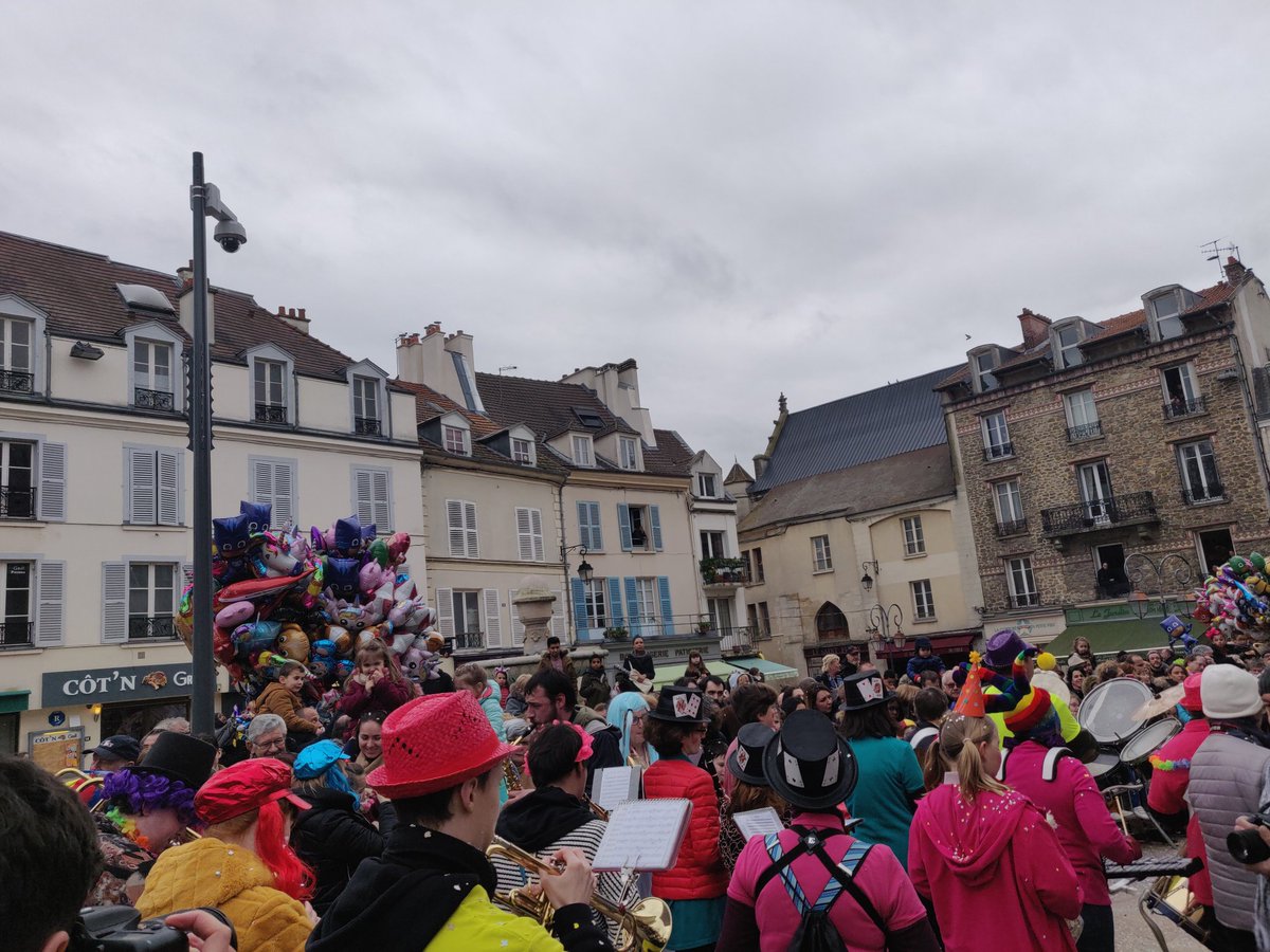 Ville De Lagny On Twitter Des Couleurs Et De La Bonne Humeur Dans Les Ruelles De La Ville Un Carnaval Sur Le Theme Du Cirque Qui Ravit Les Petits Et Les