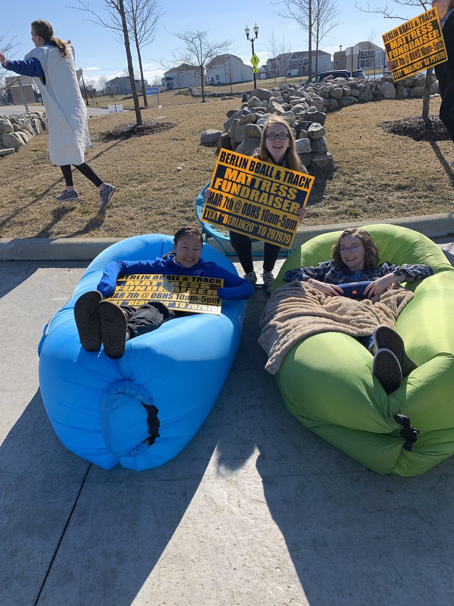 SevilleDavis123's tweet photo. Mattress sale at 3140 BSR! @Berlin_TandF https://t.co/6FxZRHTkLK