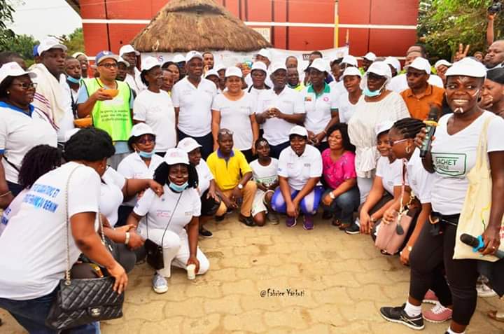 LoukmanT's tweet photo. #Benin Merci à toutes ces énergies conjuguées. #WID2020 #JIF2020 @SandrasPainting https://t.co/DLADbJ9omY