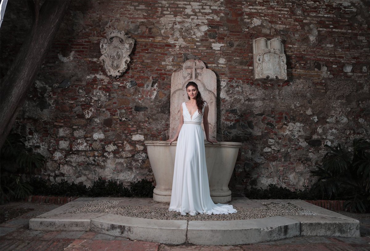We’ll be attending the Harrogate Bridal Roadshow tomorrow at the Majestic Hotel✨
Join us &amp; view our Latest Bridal Collection at STAND 26👰🏽 
Give us a call to register your interest: 0121 454 8778🥰
#bridalwear #junepeonybridal #weddingdresses #bridalroadshow