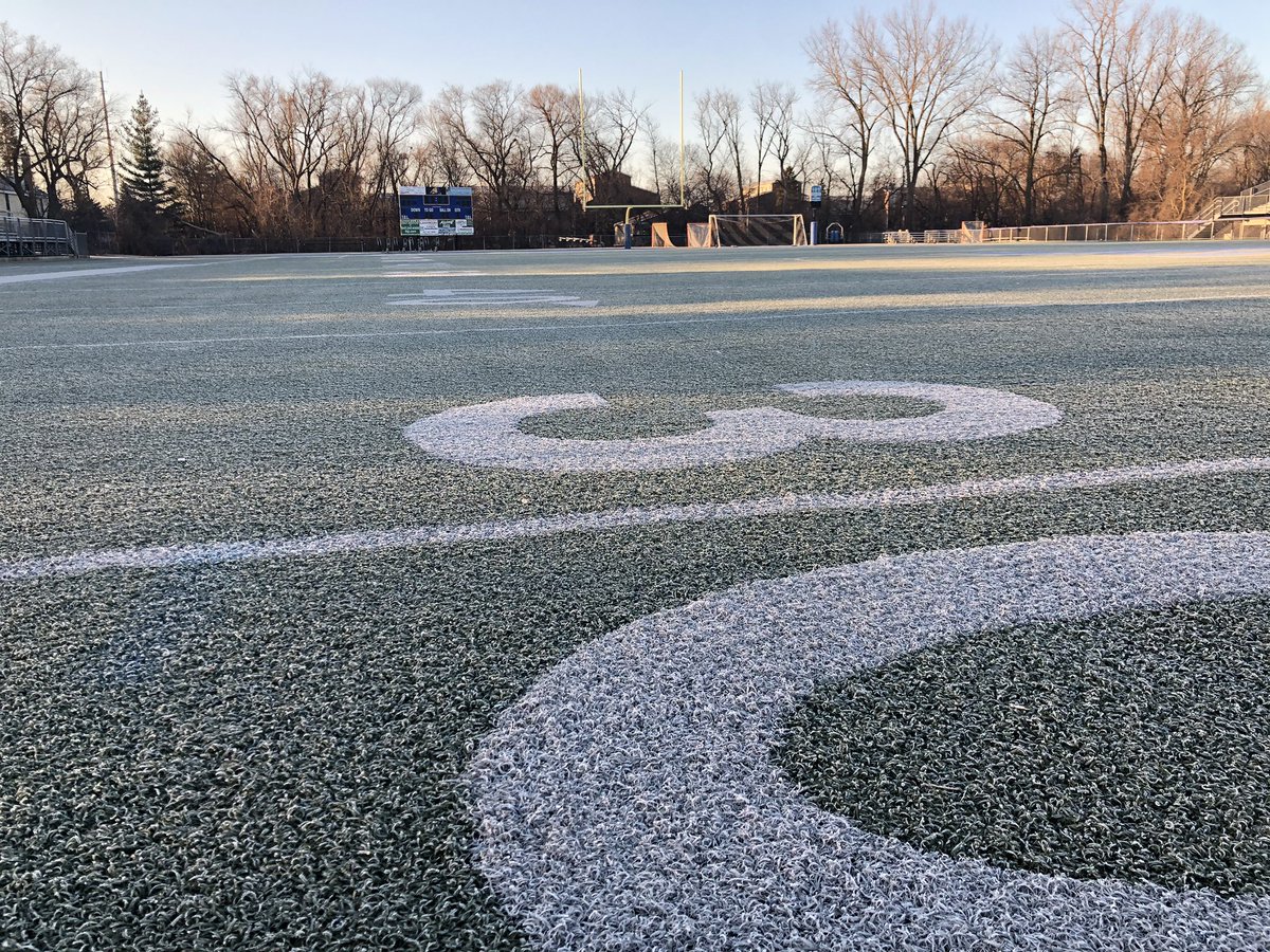 WTHS_Lacrosse's tweet photo. 7:00am in all its beauty! #DontHaveTo #WeGetTo #WeAreWarren https://t.co/6ZYwqwwcI8