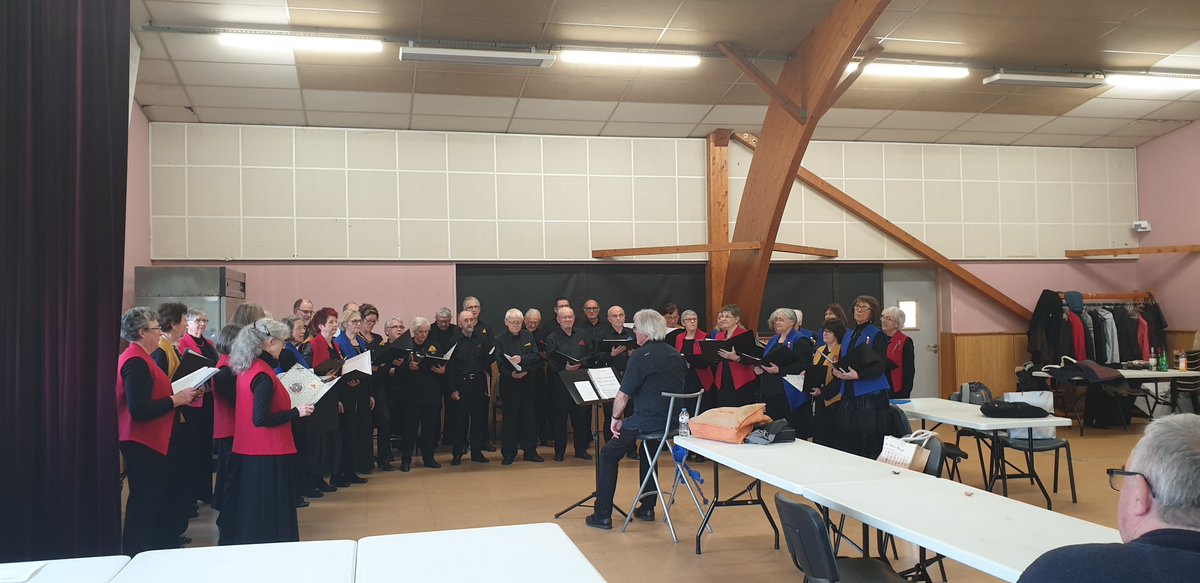 Assemblée générale de Kanomp Breizh ( fédération de chorales en chant Breton) aujourd'hui à Plomelin.#kendalch