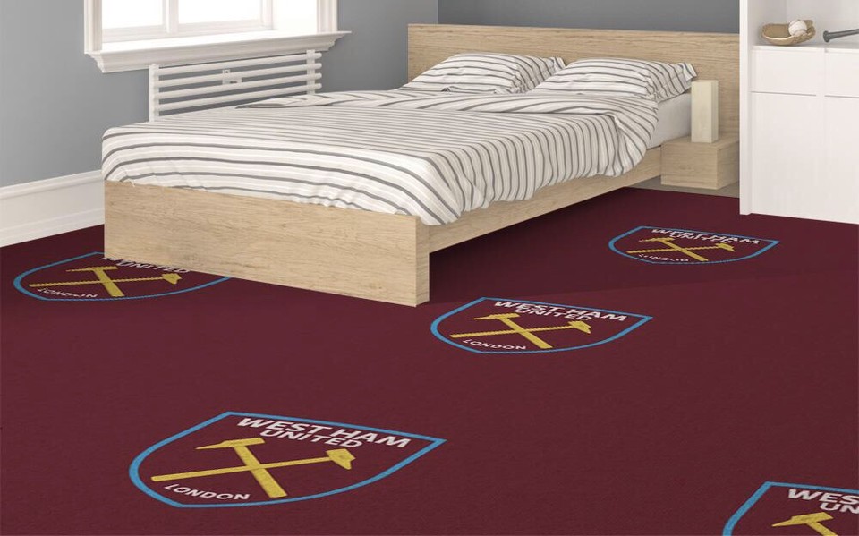 FootyCarpets's tweet photo. West Ham carpet from £19.99 ⚒

Take a look 👀 https://t.co/ZWFLzDw7LM

#COYI #WestHam https://t.co/jzABbcmmPR