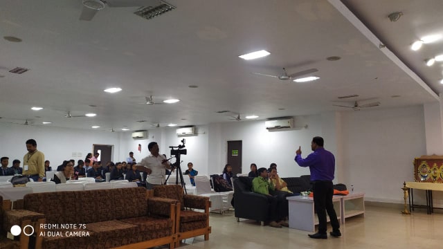 SilanSoftware's tweet image. Today a marathon talk on &quot;Machine Learning using Python&quot; at College of Engineering &amp;amp; Technology, BBSR and Aryan Institute of Engineering &amp;amp; Technology, BBSR by SILAN TECHNOLOGY
#Python
#Machinelearningusingpython
#Pythonfordatascience