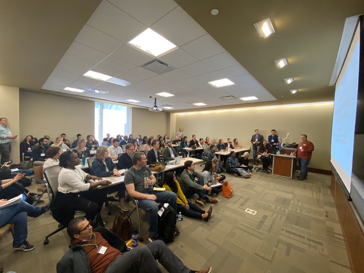 stlprodmgmt's tweet photo. 10am sessions are underway! @Bpoz, @dstrom, @william_good, @DaveMathias (who traveled here from Minneapolis!) and others are leading some great sessions https://t.co/cmMha0uJ0M