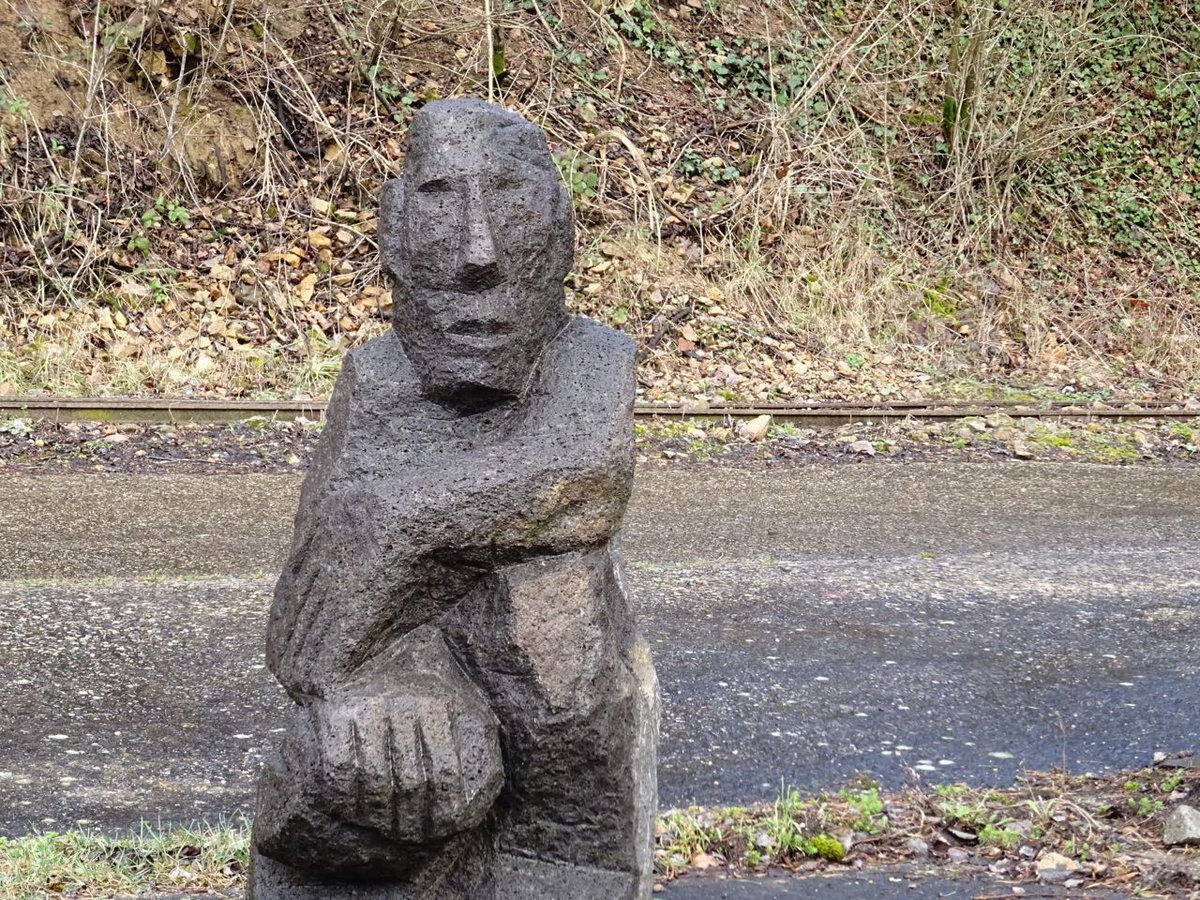 GeoGebweiler's tweet photo. Steinskulpturen #SteinbruchLeferenz bei Dossenheim https://t.co/V2DtuI4Cp1