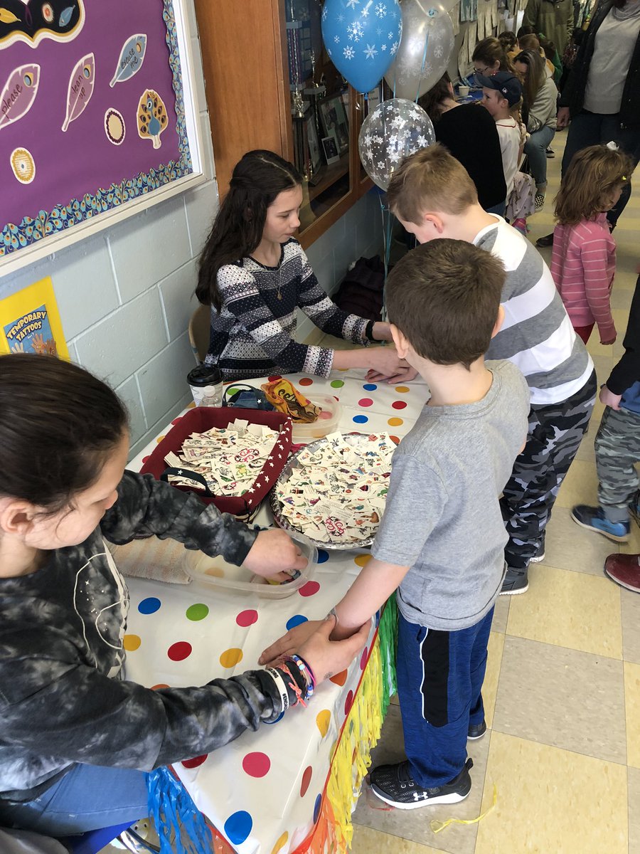 principaljenny's tweet photo. Atwood PTA Winter Carnival was Atwood Awesome!!!! https://t.co/UDOJjOSfoz