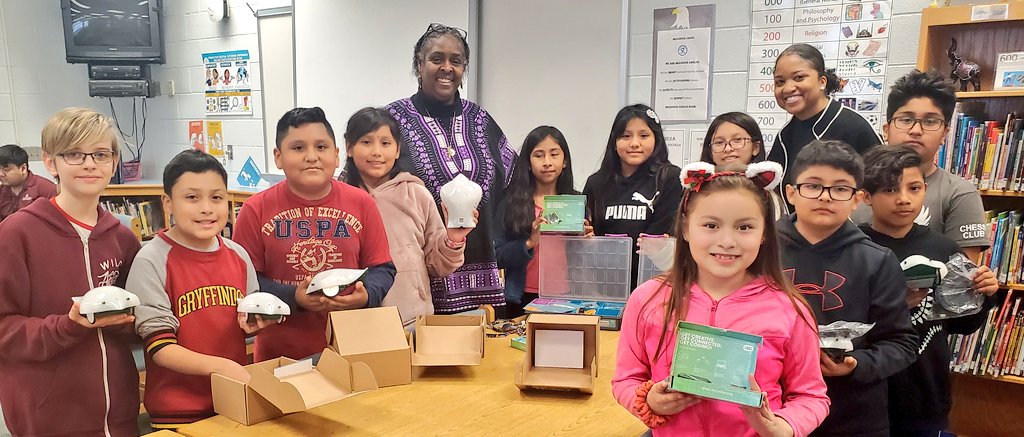 jomatthews63's tweet image. EXCITED!! 😆😆@iteea Conference @BaltimoreMD 🙃🙂 close to Home!! @PrinceGeorgesMD and Work! @BraddockElem Sharing WHY &quot;Partnerships ARE POWERFUL&quot; with our @TeamKano Experiences THANKS 2 CASE Management &amp;amp; CEO Angela Mitchell! CU at Showcase! @VA_TechEd @NR_VTEEA @codeVirginia