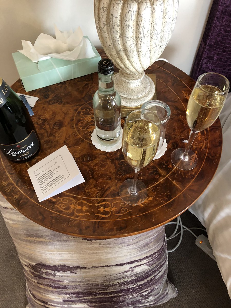 Gbraithwaite_'s tweet photo. @WhittleburyPark so excited to relax and be spoilt. So far, so excited! https://t.co/x0EI0agbTZ