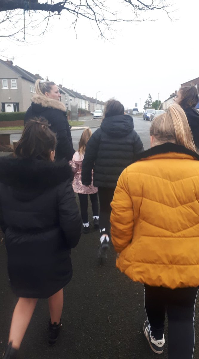 Great photography session in Ormsgill where families worked together to capture their views on their neighbourhood. Photos to be displayed at the Ormsgill Community Shout Out event on Thursday <a href="/UCLan_TheCCC/">UCLan_TheCCC</a> @UCLanSocialWork @dropzone36  <a href="/barrowpolice/">Barrow Police</a> <a href="/BarrowCouncil/">Barrow Borough Council</a> <a href="/CumbriaCC/">Cumbria County Council</a>