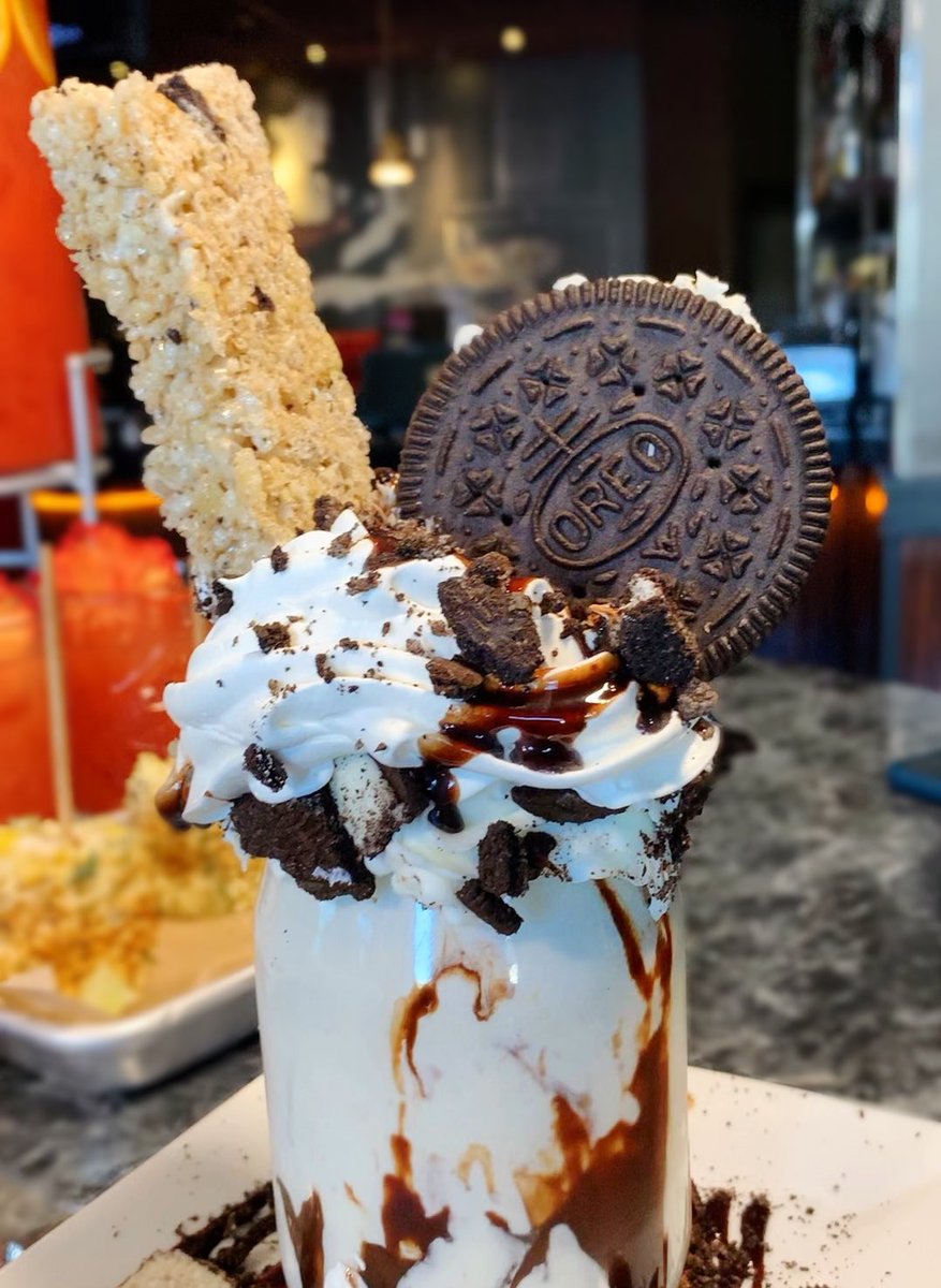 Celebrate #NationalOreoDay a day late with us.🍨