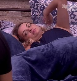 Naty_Sardothien's tweet photo. Marcela tá puta , pq pyong não quer colocar prior no paredão
#bbb20 #BBB2O2O #sebosa https://t.co/R0s4cLVgMS