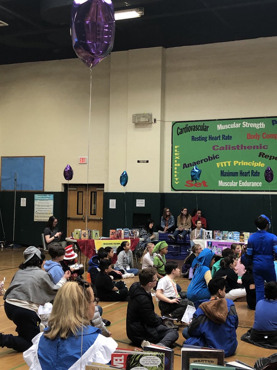 Genre Con prizes and finale!!! ⁦<a href="/HMSDalers/">Luis Pena</a>⁩ ⁦<a href="/HowittLibrary/">Howitt Library</a>⁩