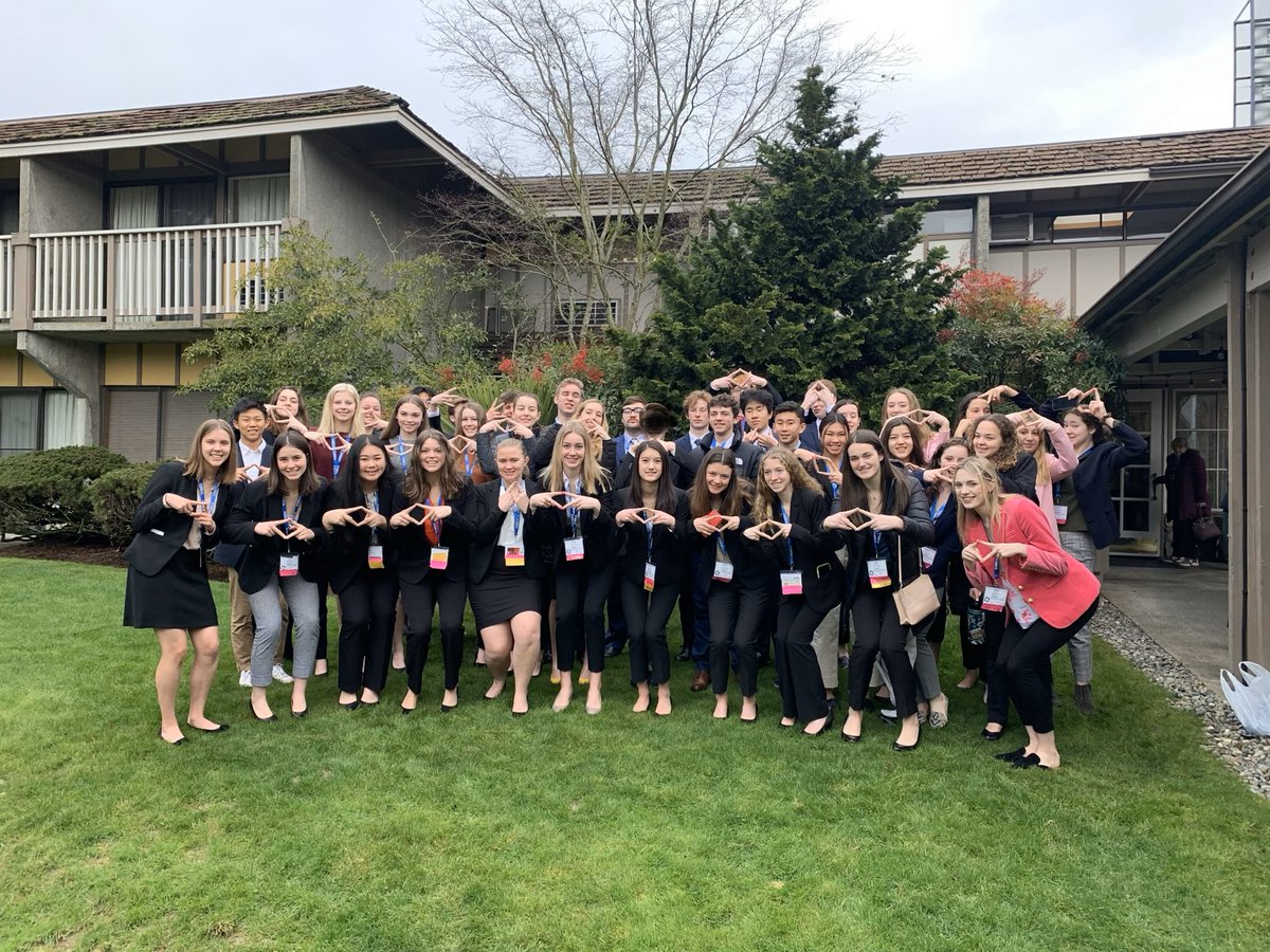 Roosvelt HS Business / DECA tweet media