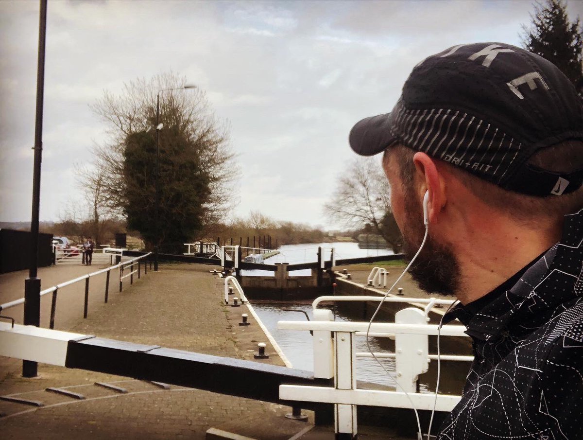 TGibiino's tweet photo. Chilled #run today... no #garmin or pace watching, just listens to tunes along my favourite stretch of the #rivertrent #cranfleetlock #running https://t.co/glcNdgJW9B