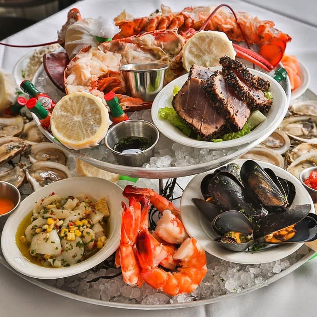 Care for our catch of the day? Try our delicious and shareable seafood platter with us tonight! 📸: viewthevibe
​<a href="/byPeterandPauls/">Peter & Pauls Hospitality Group</a>