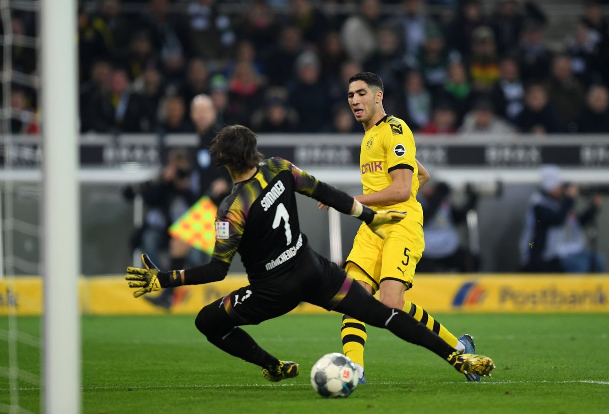 's tweet image. #Bundesliga 🇩🇪 #Jornada25

¡RESULTADO FINAL!

#BMgladbach 1-2 #Dortmund

Anotaciones de Lars Stindl - Thorgan Hazard, Achraf Hakimi.

El Dortmund a un punto del líder Bayern Múnich.