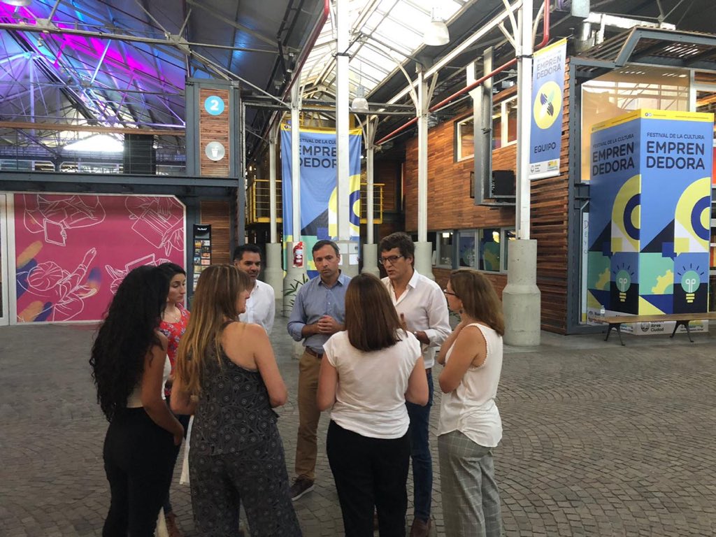 jpcorica's tweet photo. En el mes de la mujer, nos visitaron en el #CMD Maru y Vero de @The_Vint_Store Pamela de #TuEspacio Vanesa de #LSApp y Gabriela de #CheckPointTB Empredimientos de #VosLoHacés y de #IncuBAte 👏🏼👏🏼 Aprovecharon para contarle a @FelipeMiguelBA y José Luis Giusti lo que están haciendo https://t.co/7DOECZxKDj