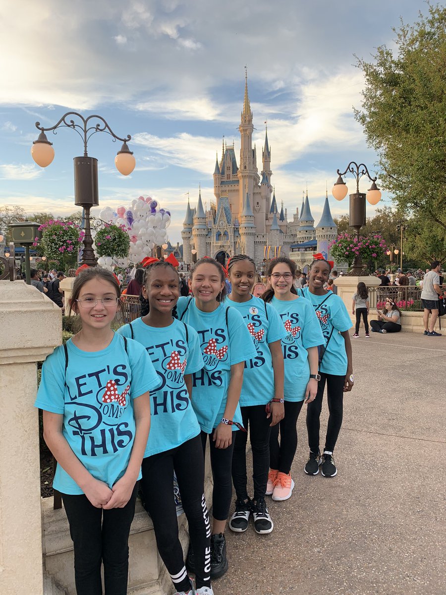 These girls made finals!!!!
#NDAnationals #OMS_Chargers #theworkisworthit