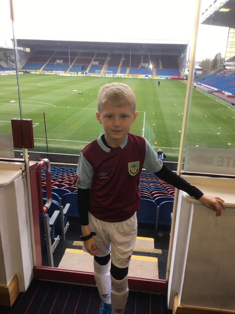 SaraStockton's tweet photo. Making SSN #tommy #BURTOT https://t.co/bg9O1CwrwU