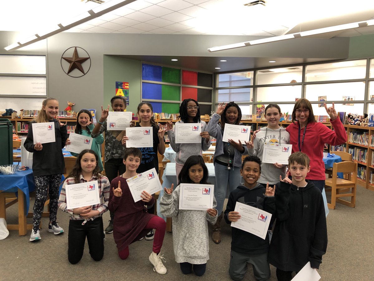 Our amazing Hackberry Bluebonnet readers enjoyed their Bluebonnet Breakfast and new books! ⁦@HBELoboPack⁩